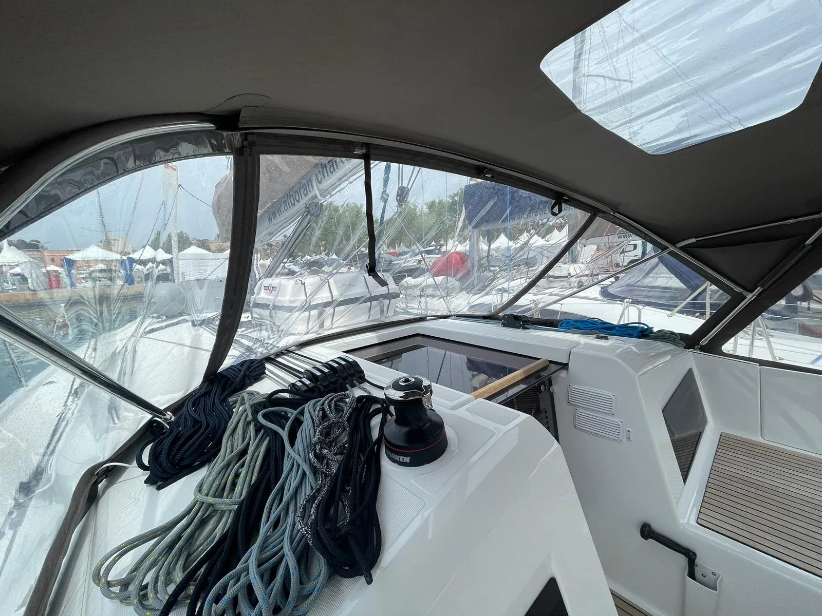 Yacht JEANNEAU Sun Odyssey 440 - Alboran Amaretto - Foto 1