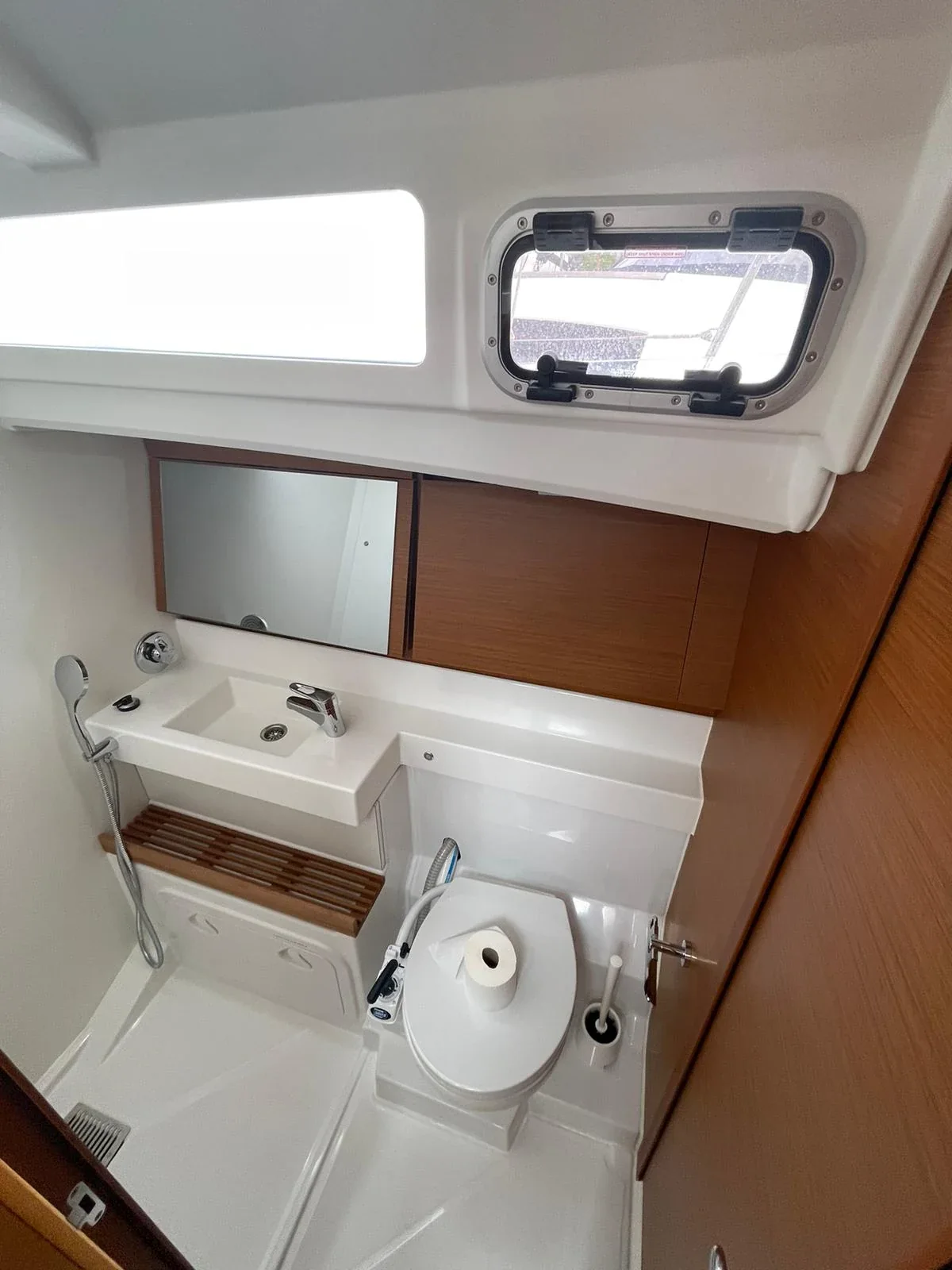 Yacht JEANNEAU Sun Odyssey 440 - Alboran Amaretto - Foto 1