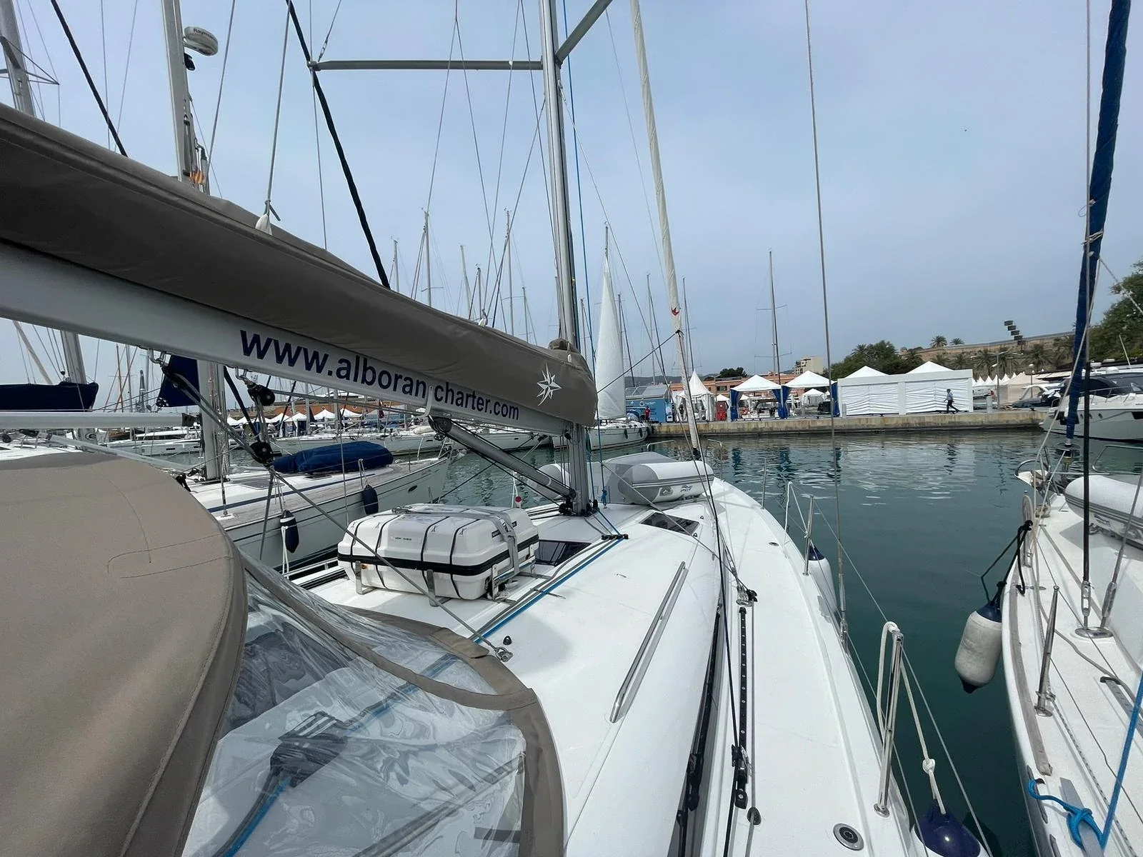 Yacht JEANNEAU Sun Odyssey 440 - Alboran Amaretto - Foto 1