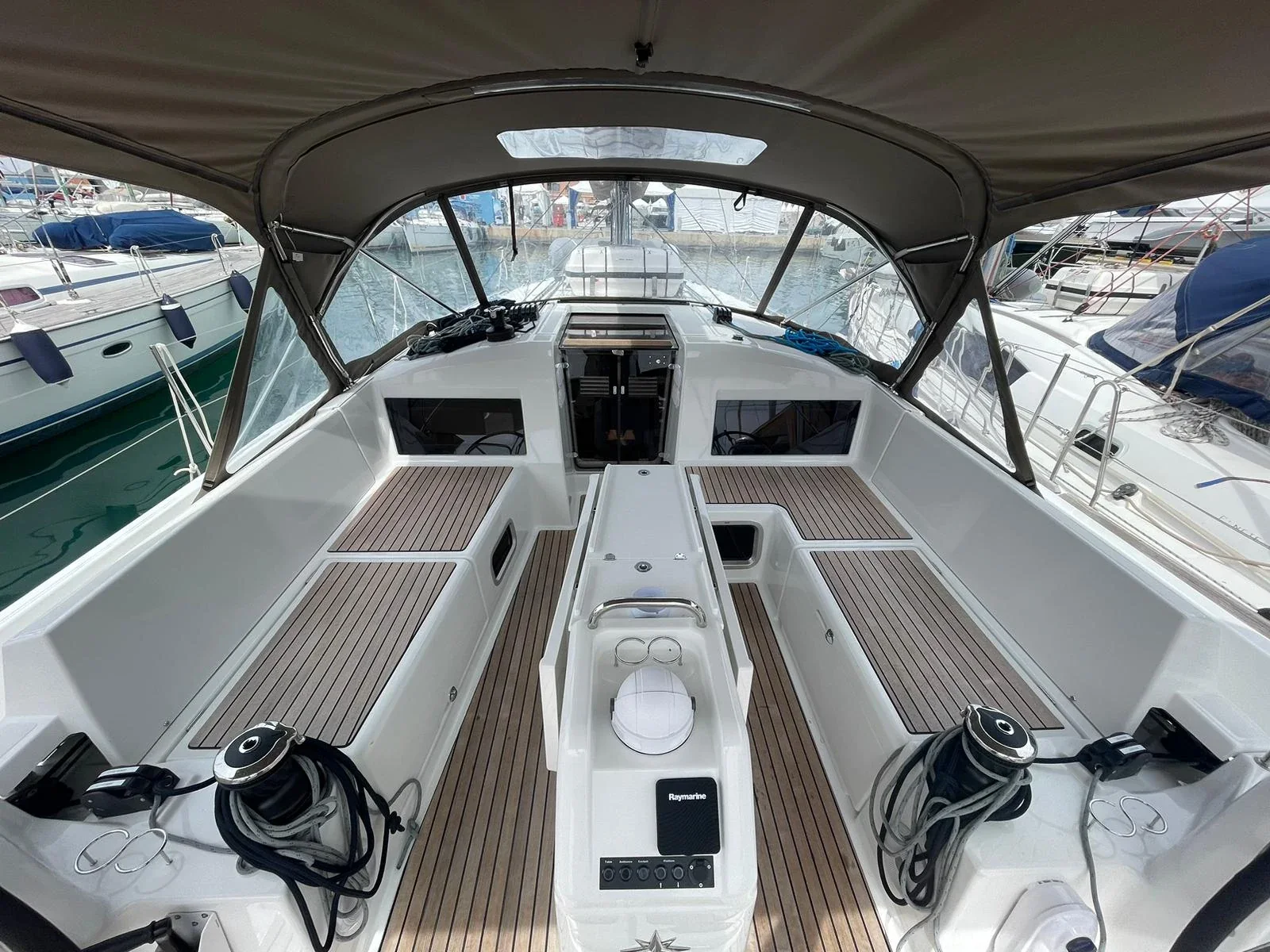 Yacht JEANNEAU Sun Odyssey 440 - Alboran Amaretto - Foto 1