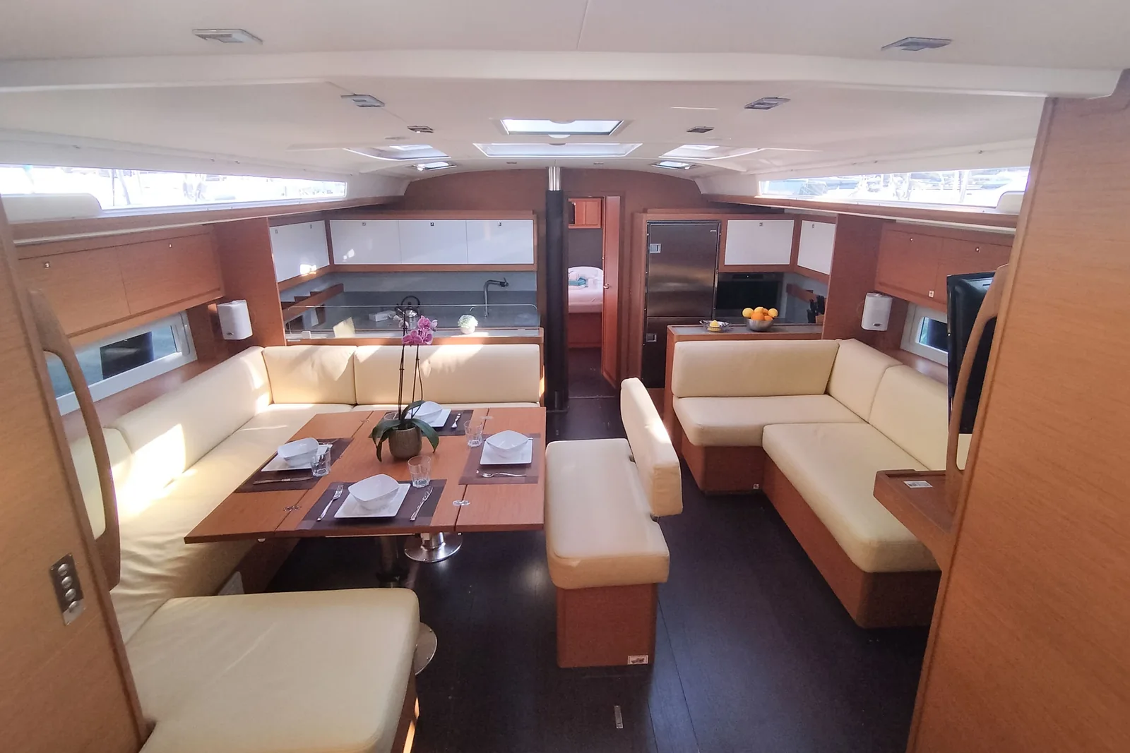 Yacht DUFOUR 530 Grand Large - Rhamnus - Foto 1