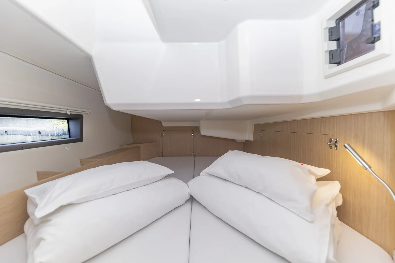 Yacht BAVARIA C42 - Marashino - Foto 1