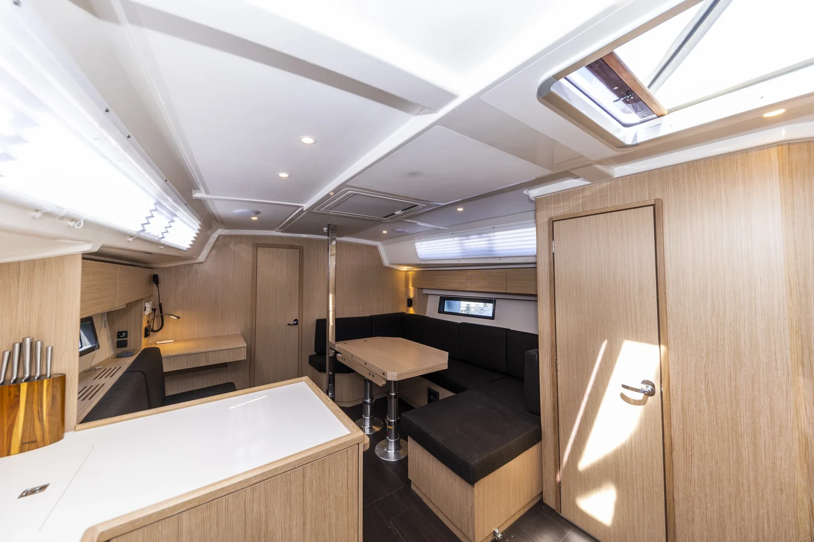 Yacht BAVARIA C42 - Marashino - Foto 1