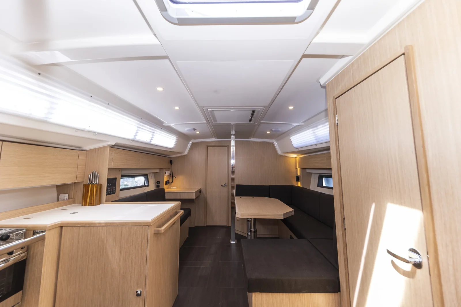 Yacht BAVARIA C42 - Marashino - Foto 1