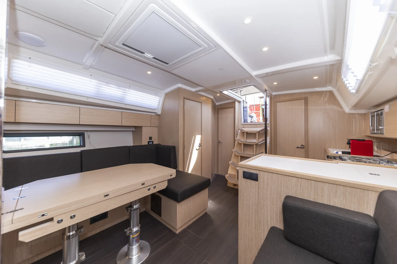 Yacht BAVARIA C42 - Marashino - Foto 1