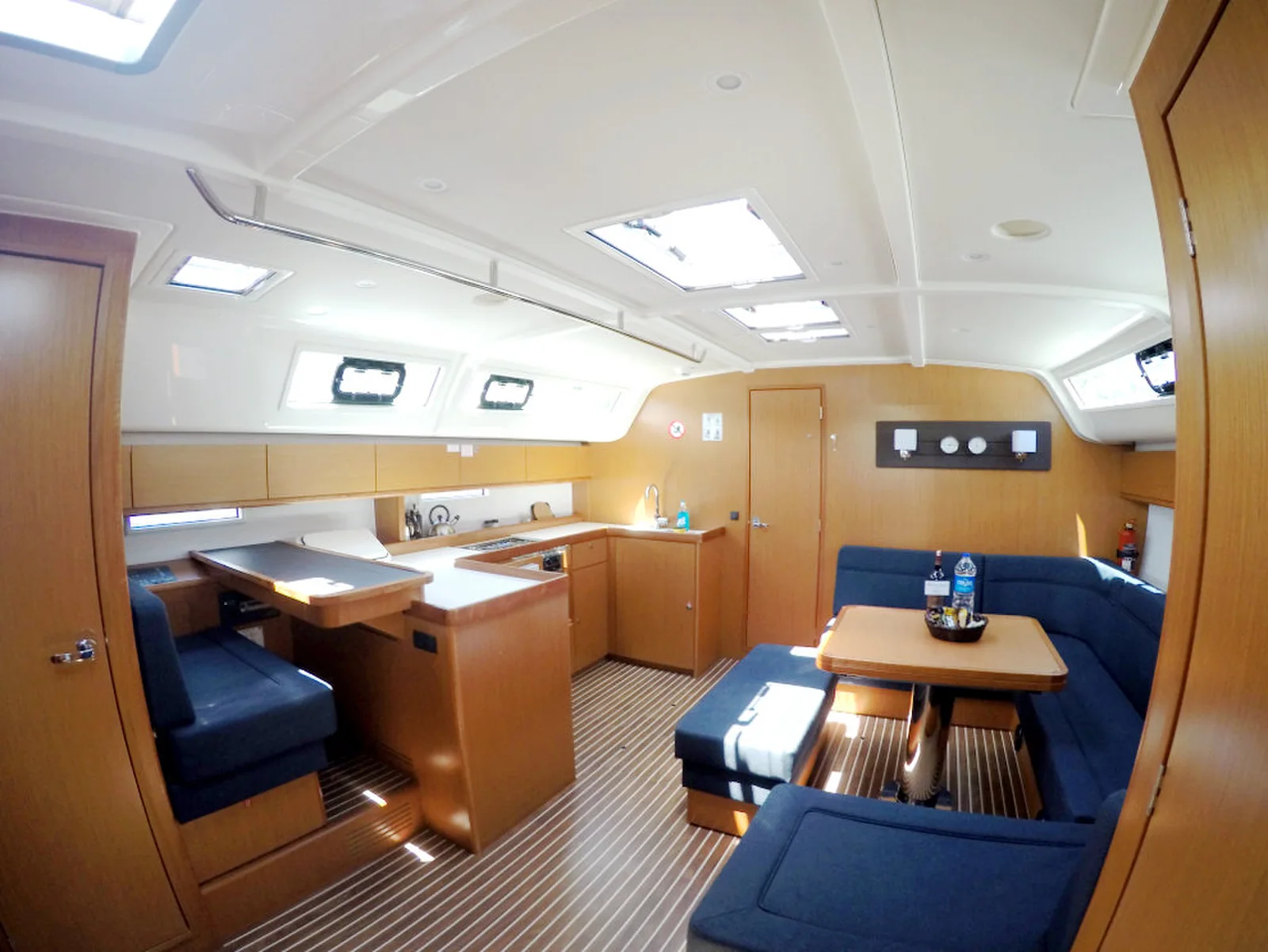 Yacht BAVARIA Cruiser 51 - Foto 1