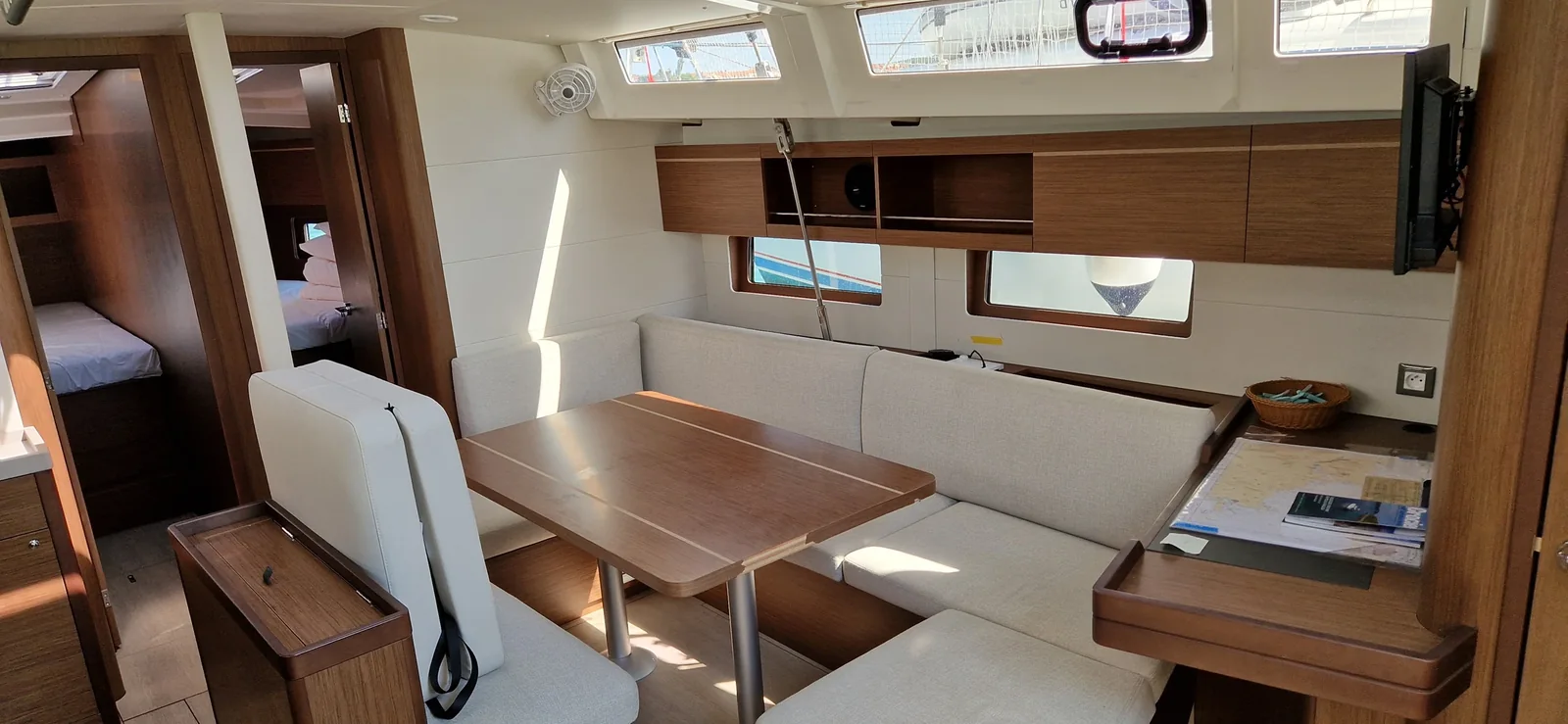 Yacht BENETEAU Oceanis 46.1 - Luna - Foto 1