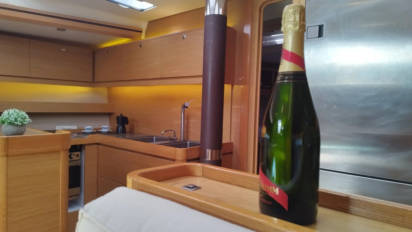 Yacht DUFOUR 56 Exclusive - Nakupenda - Foto 1