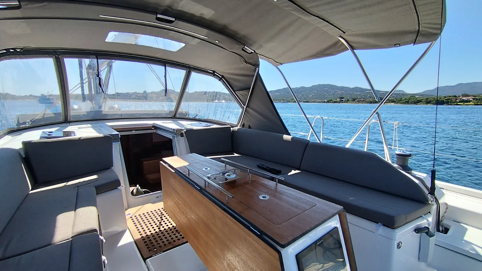 Yacht DUFOUR 530 Grand Large - Asperula - Foto 1