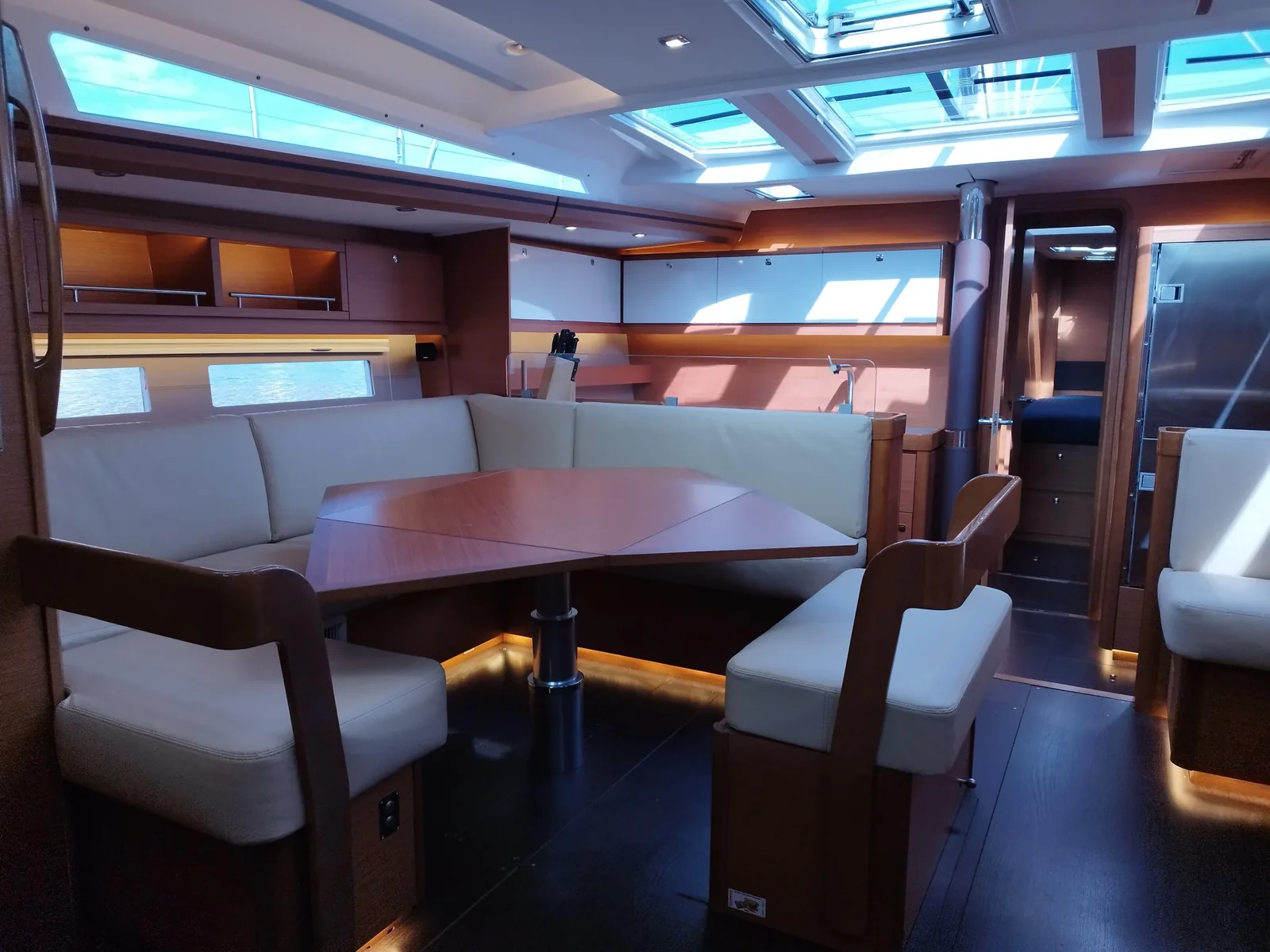 Yacht DUFOUR 56 Exclusive - Albus - Foto 1