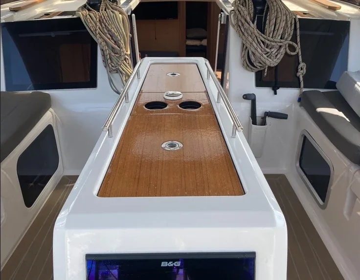 Yacht DUFOUR 460 Grand Large - Newt - Foto 1