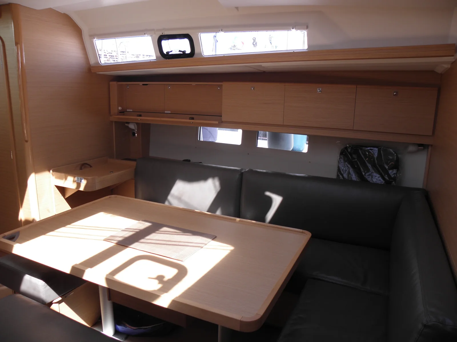Yacht DUFOUR 460 Grand Large - Newt - Foto 1