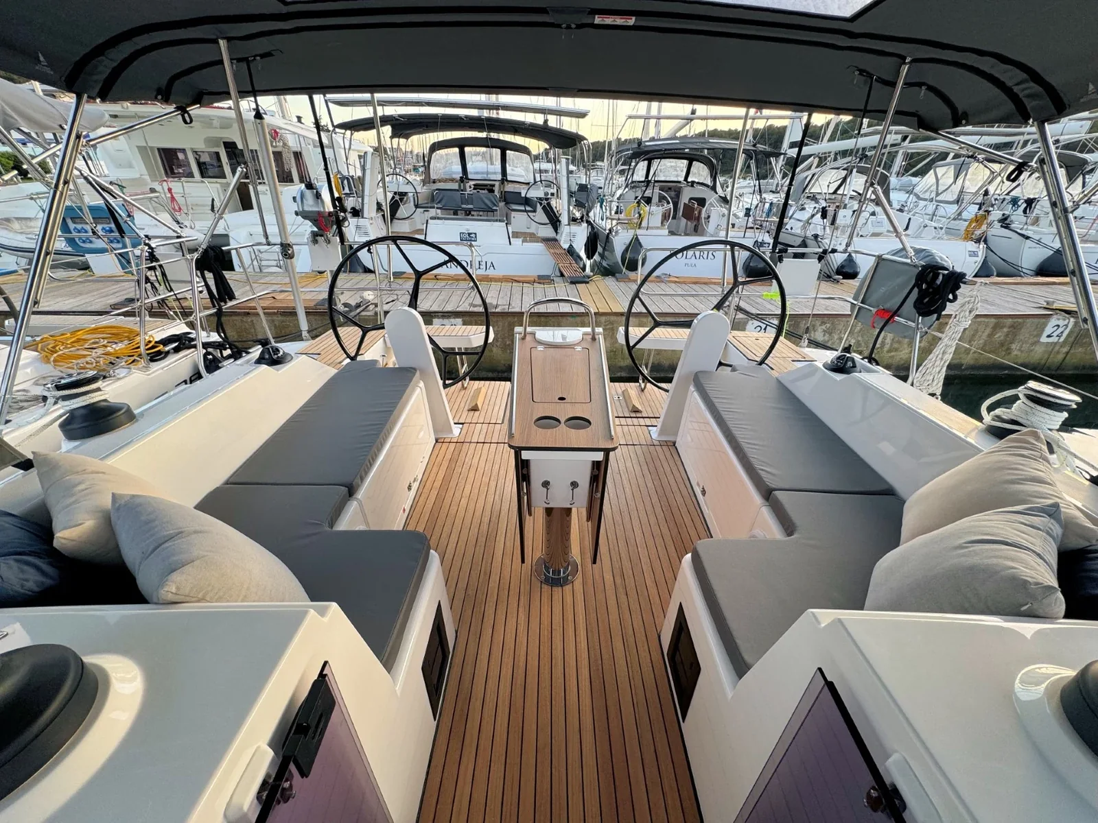 Yacht BAVARIA C42 - Ivana - Foto 1