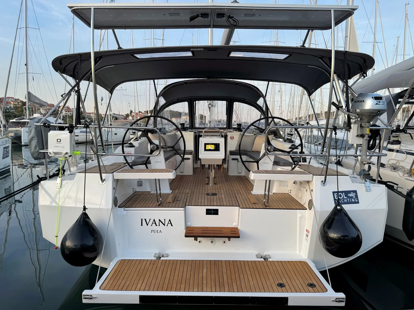 Yacht BAVARIA C42 - Ivana - Foto 1