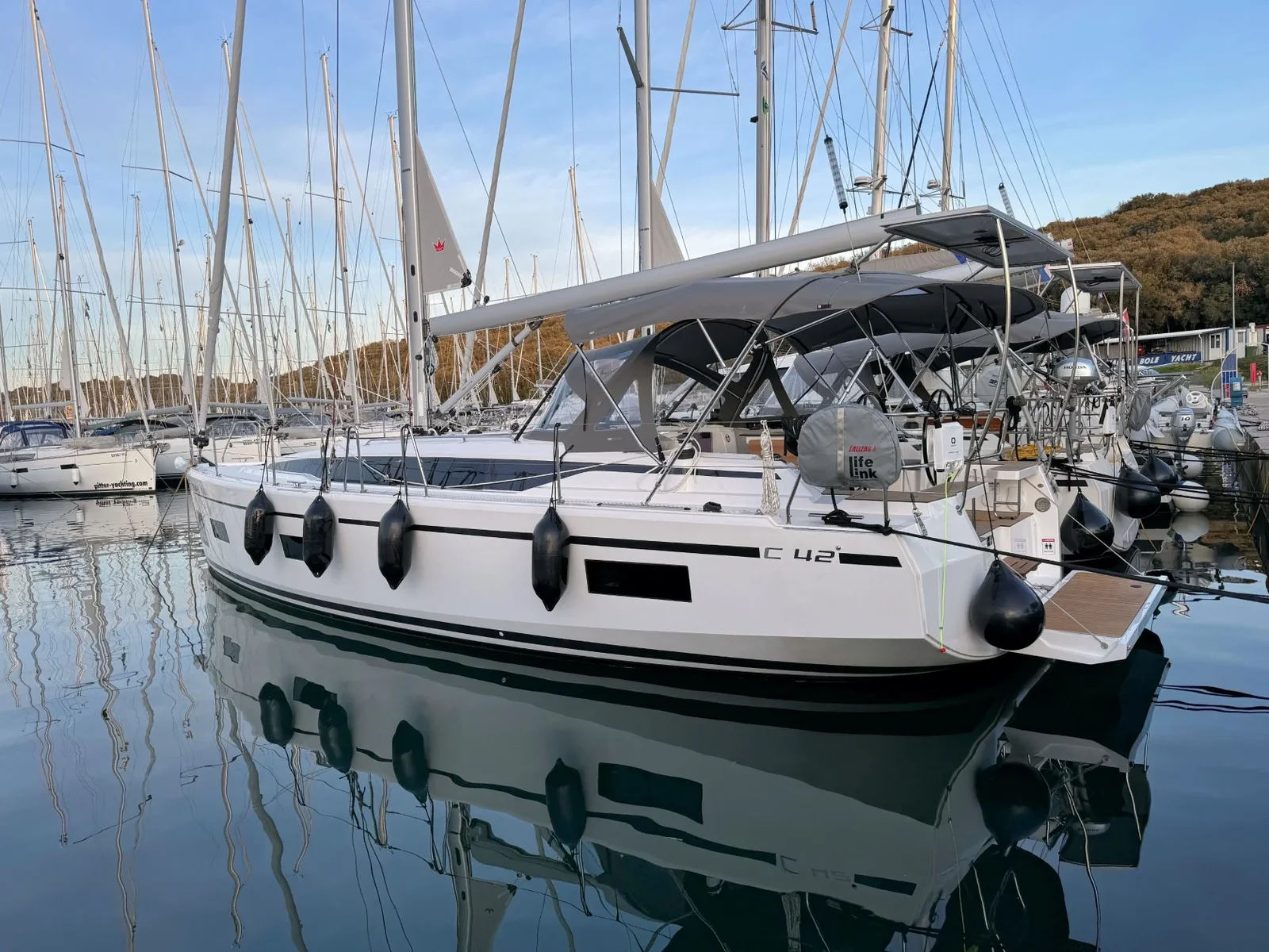 Yacht BAVARIA C42 - Ivana - Foto 1