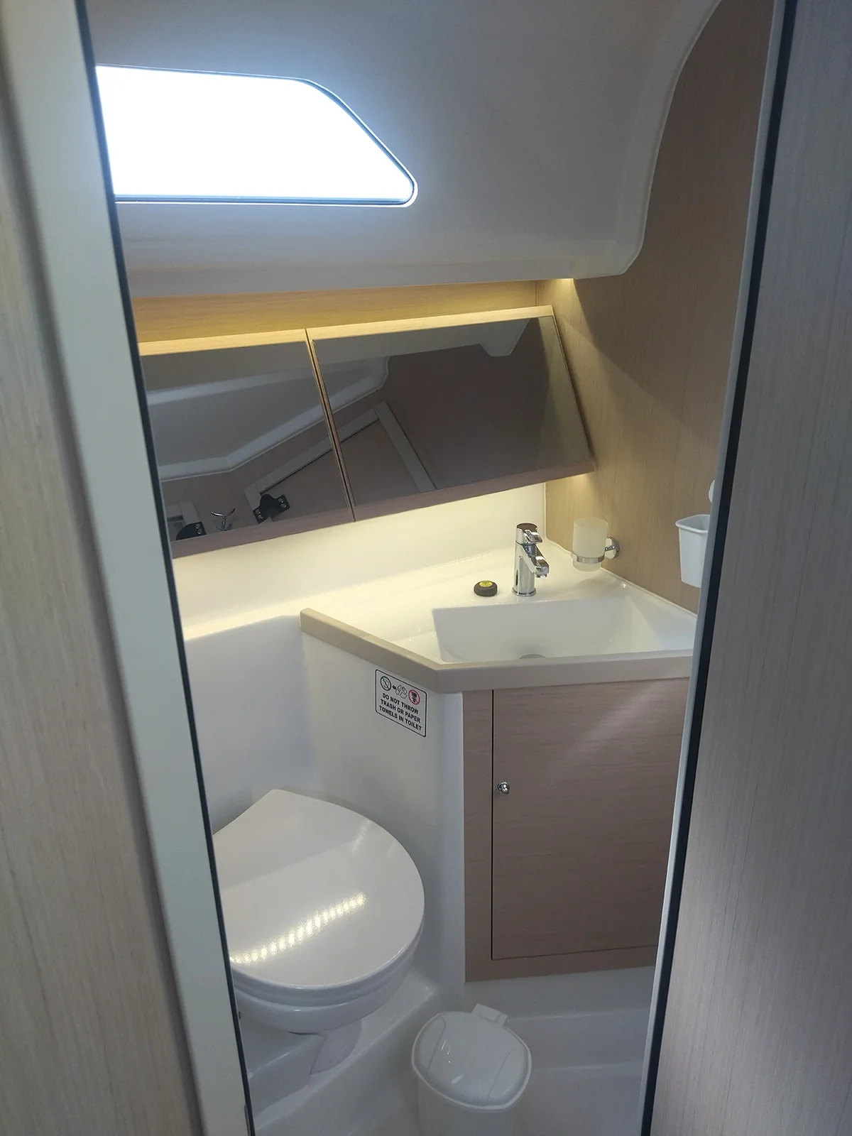 Yacht BENETEAU Oceanis 40.1 - Magnum - Foto 1