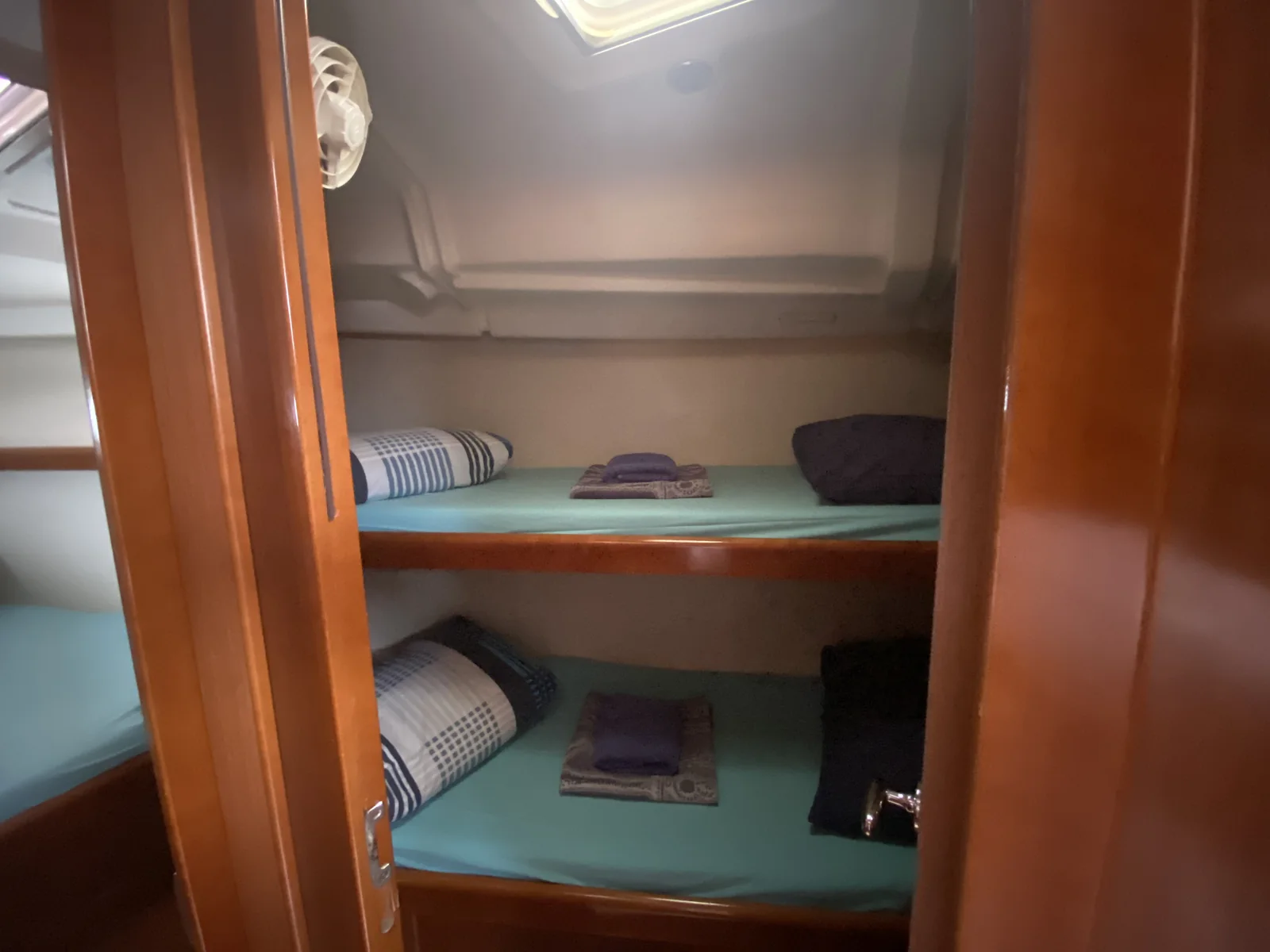 Yacht BENETEAU Oceanis 43 - Bliss - Foto 1