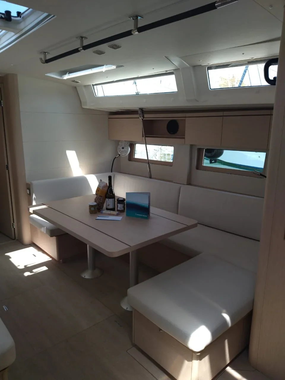 Yacht BENETEAU Oceanis 51.1 - Escape