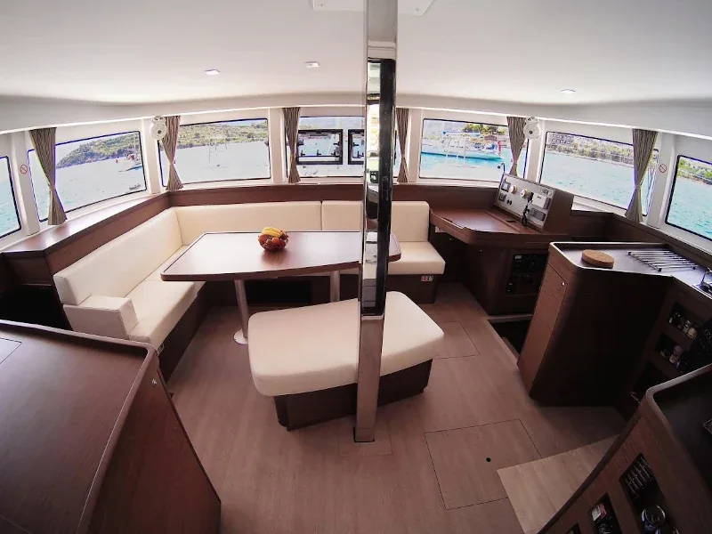 Yacht LAGOON 42 - Blue Steel