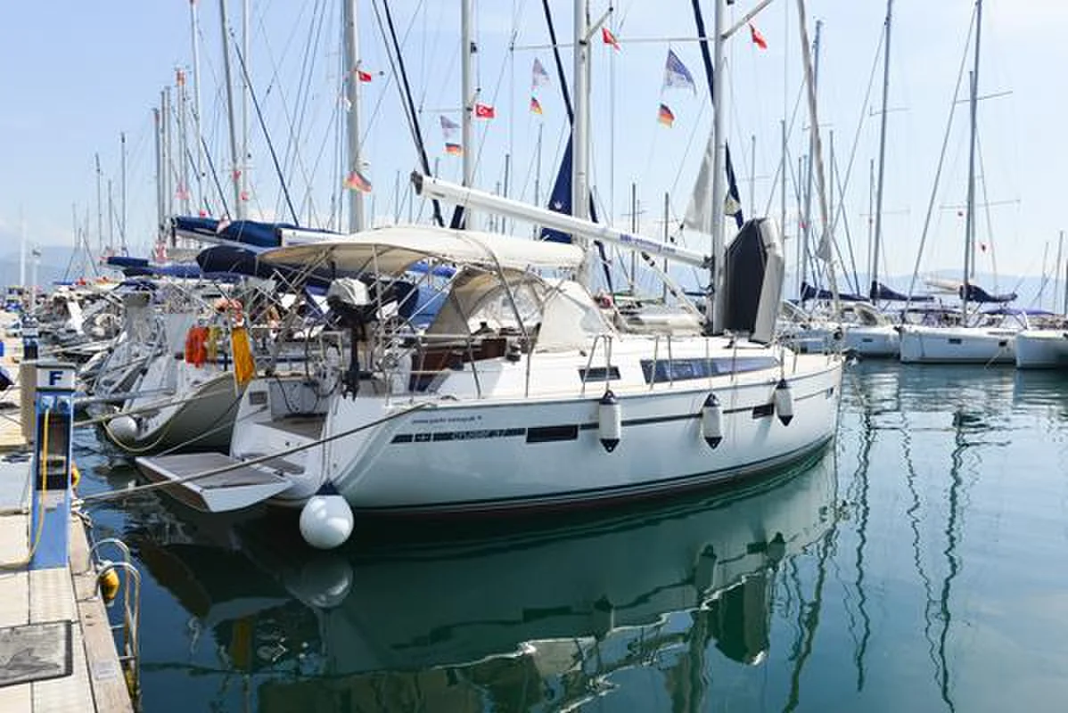 Yacht BAVARIA Cruiser 37 - Kedi - Foto 1