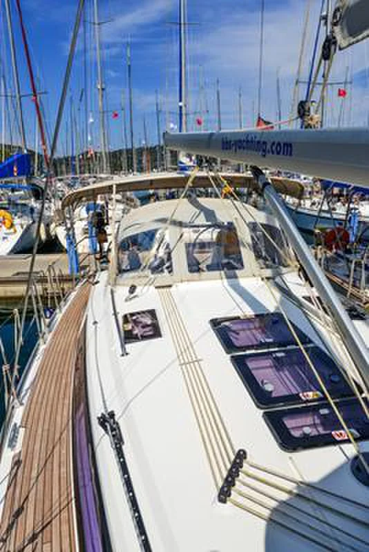 Yacht BAVARIA Cruiser 37 - Kedi - Foto 1