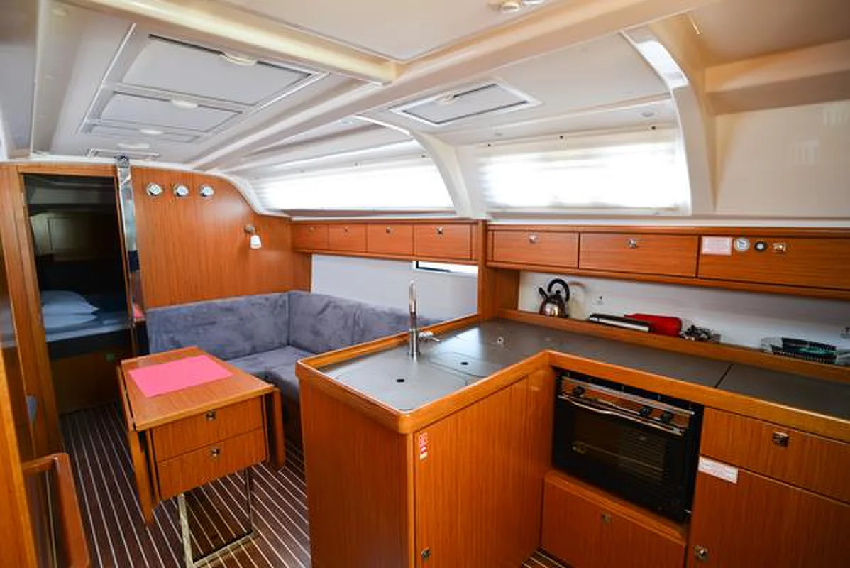 Yacht BAVARIA Cruiser 37 - Kedi - Foto 1