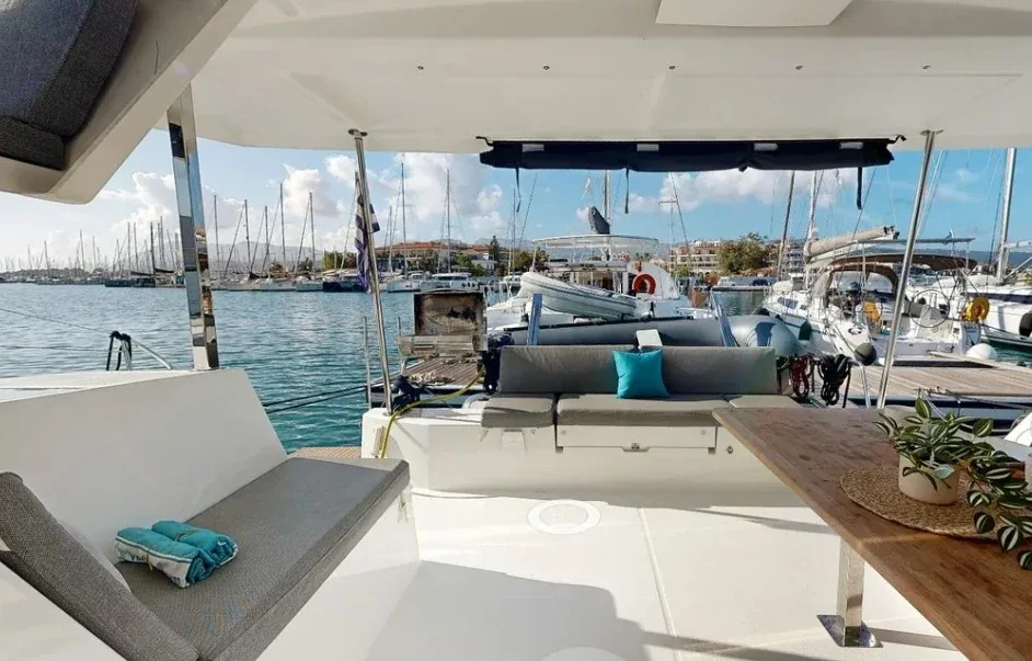 Yacht FOUNTAINE PAJOT Isla 40 - Blue Serenity - Foto 1