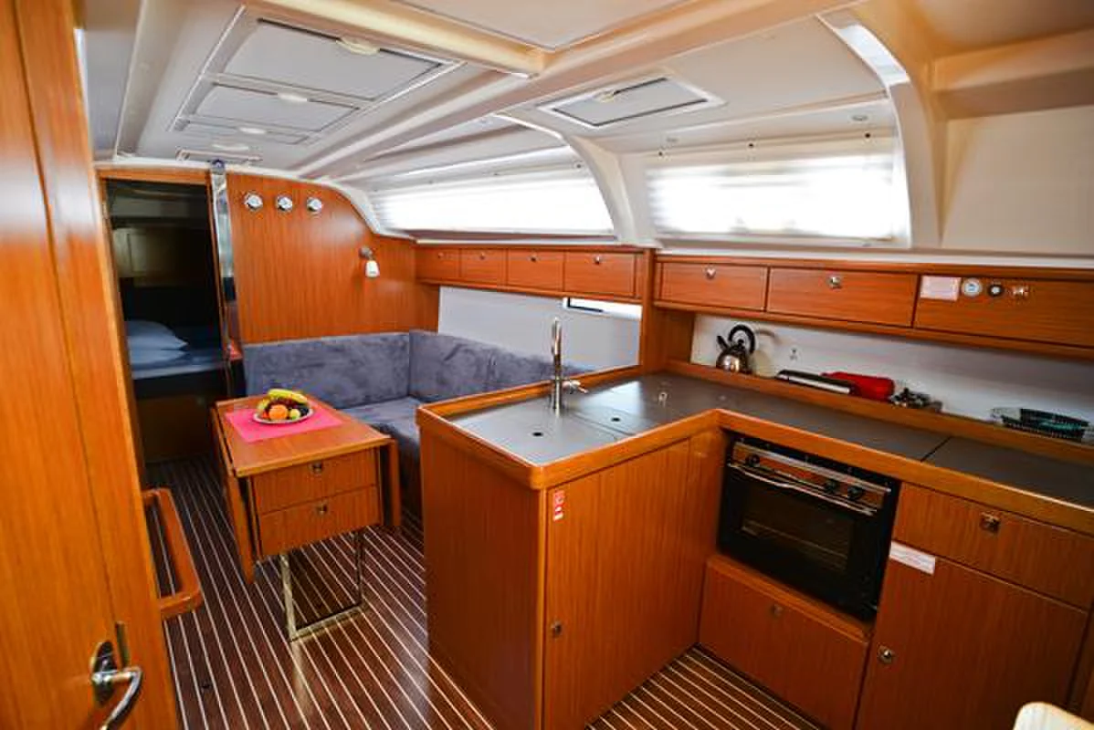 Yacht BAVARIA Cruiser 37 - Kedi - Foto 1