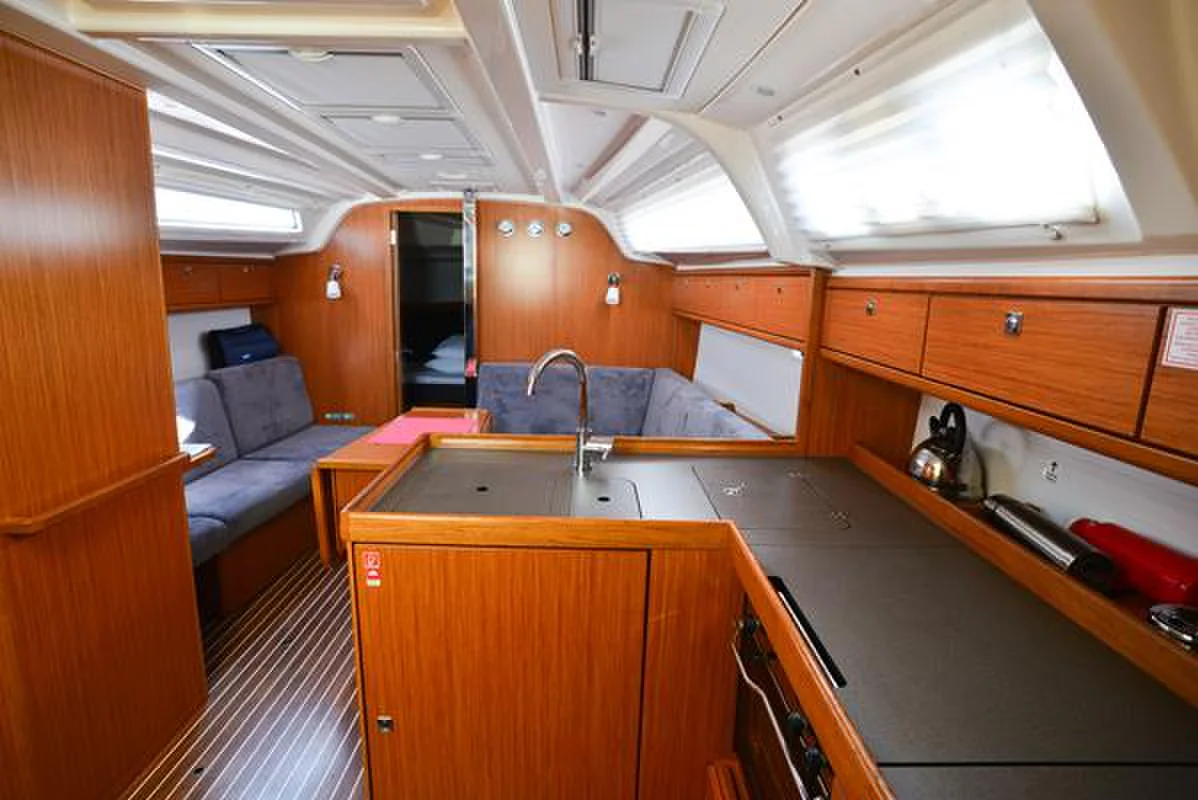 Yacht BAVARIA Cruiser 37 - Kedi - Foto 1