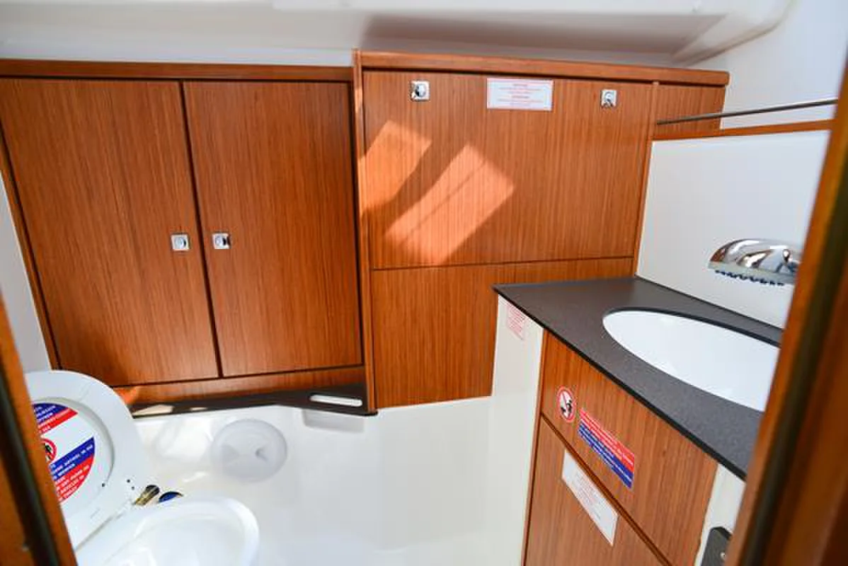 Yacht BAVARIA Cruiser 37 - Kedi - Foto 1