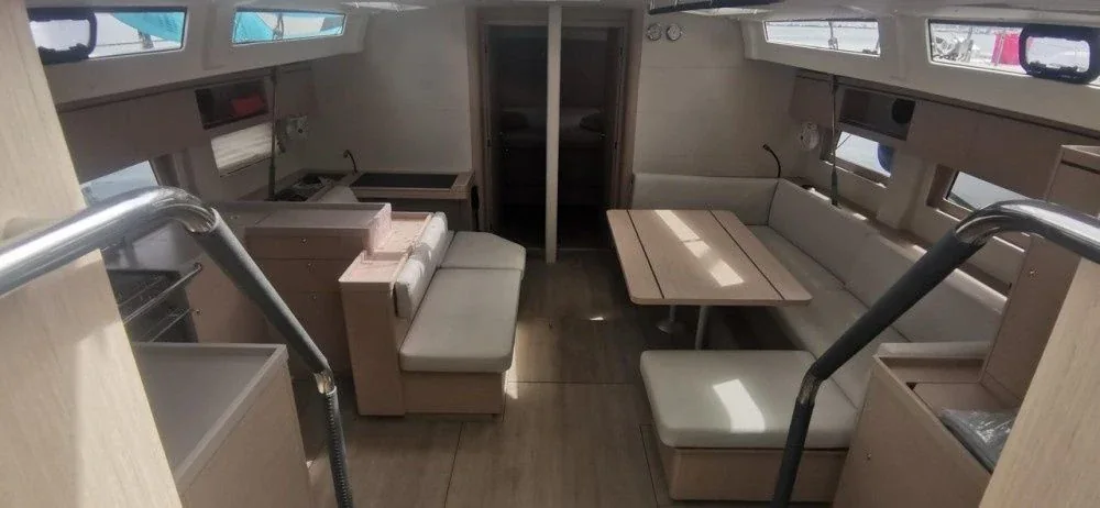 Yacht BENETEAU Oceanis 51.1 - Living in sea - Foto 1