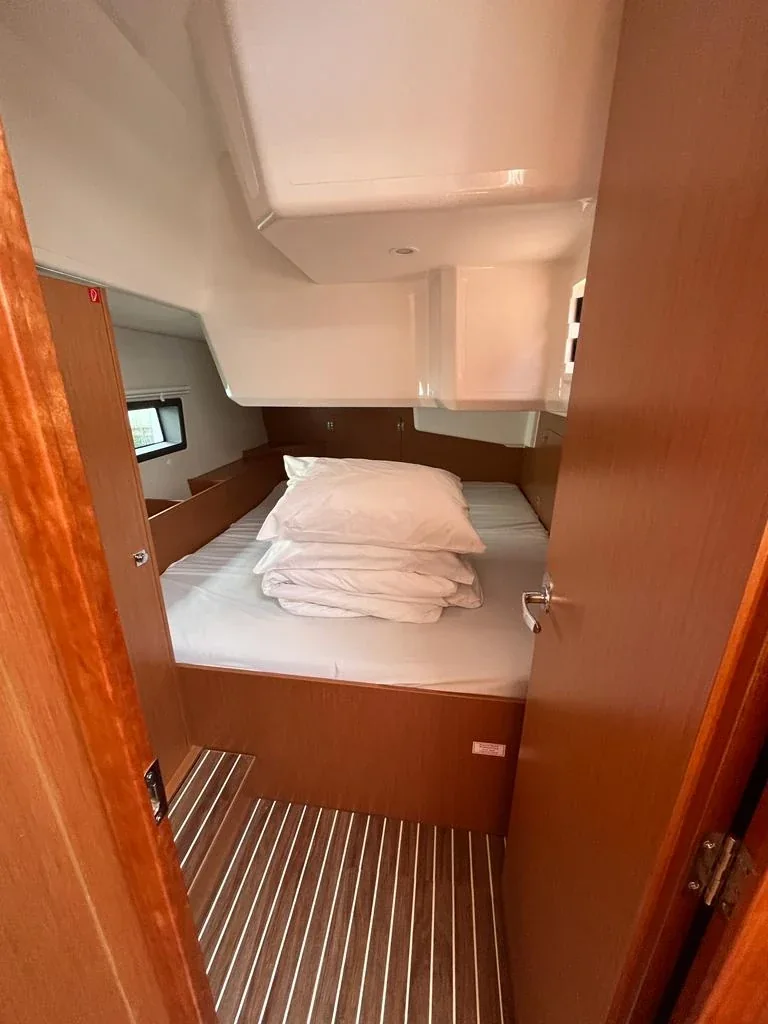 Yacht BAVARIA C42 - Kirka - Foto 1