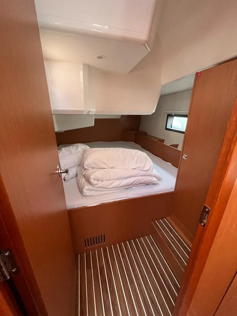 Yacht BAVARIA C42 - Kirka - Foto 1