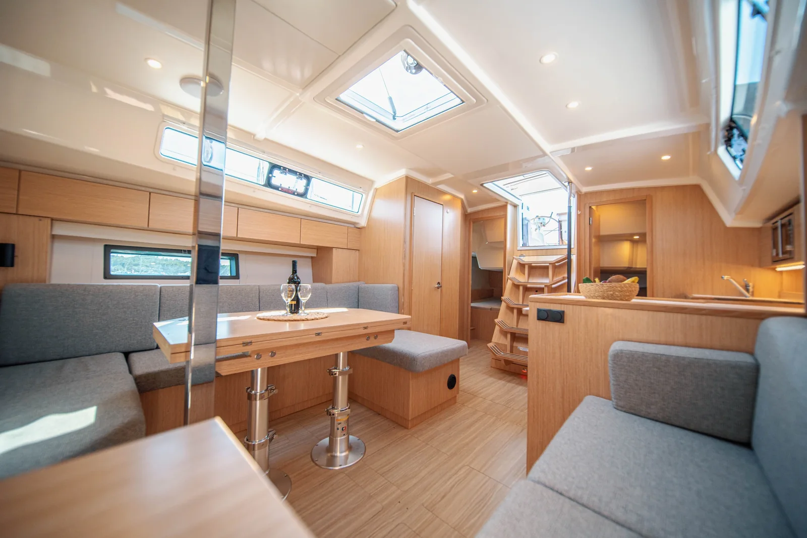 Yacht BAVARIA C42 - Fiona - Foto 1