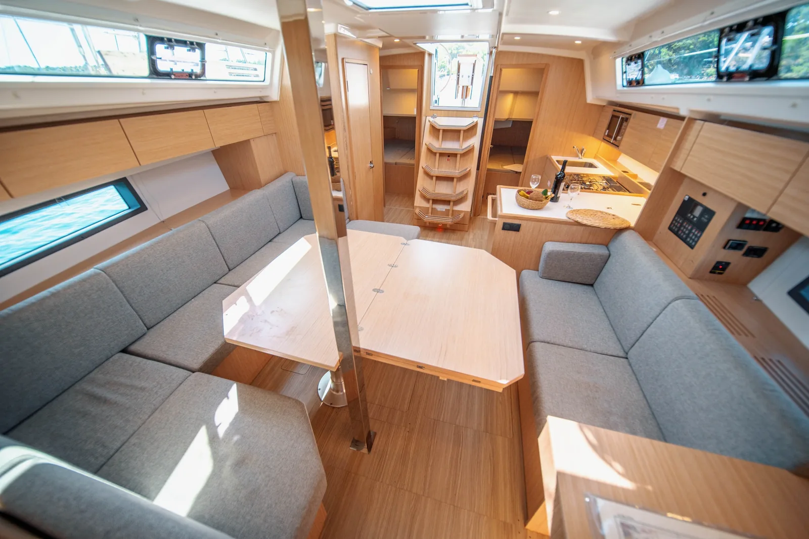 Yacht BAVARIA C42 - Fiona - Foto 1