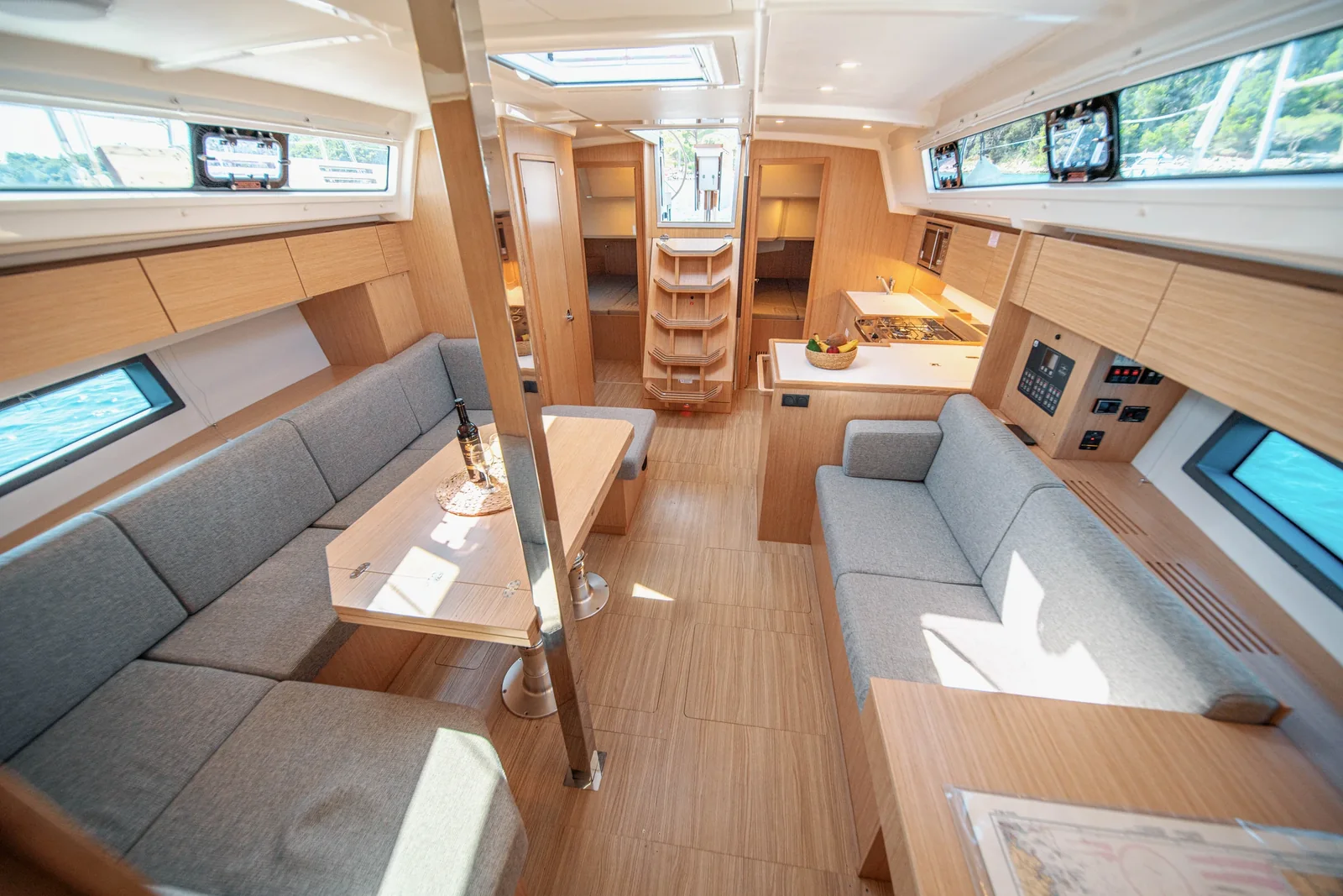 Yacht BAVARIA C42 - Fiona - Foto 1