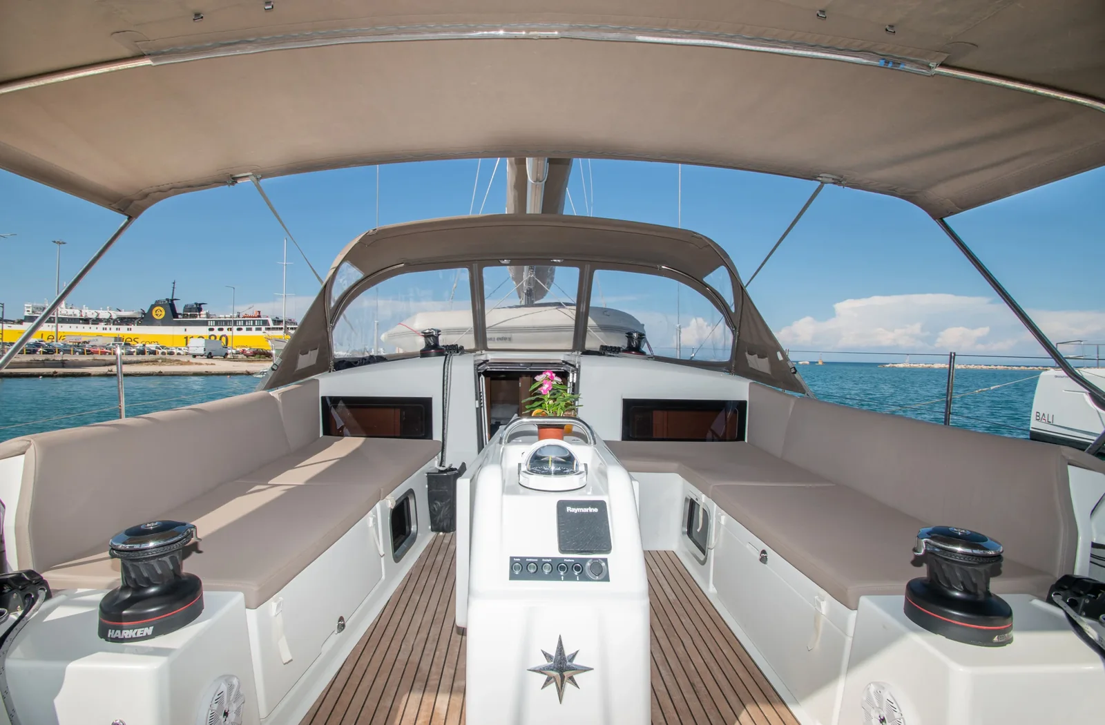 Yacht JEANNEAU Sun Odyssey 490 - Knot - Foto 1