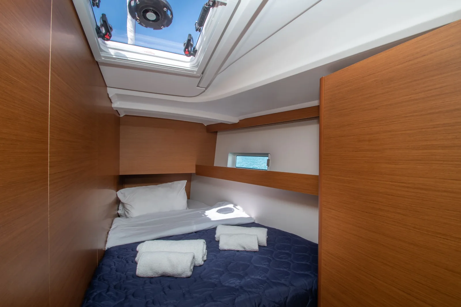 Yacht JEANNEAU Sun Odyssey 490 - Knot - Foto 1