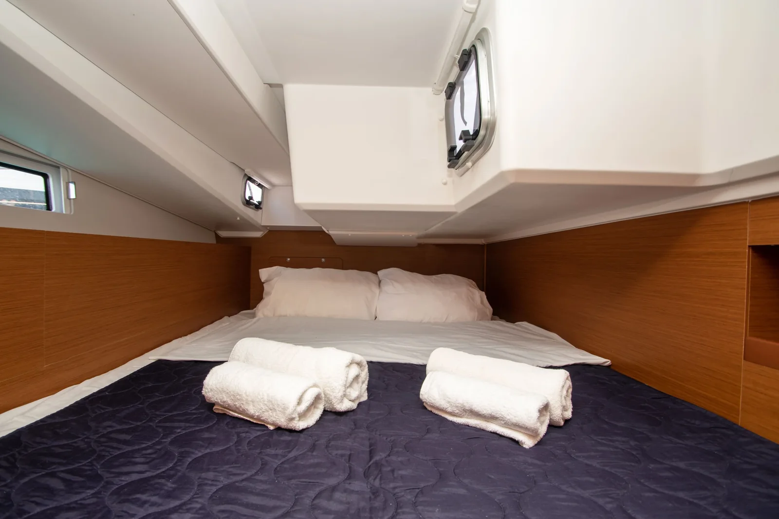 Yacht JEANNEAU Sun Odyssey 490 - Knot - Foto 1