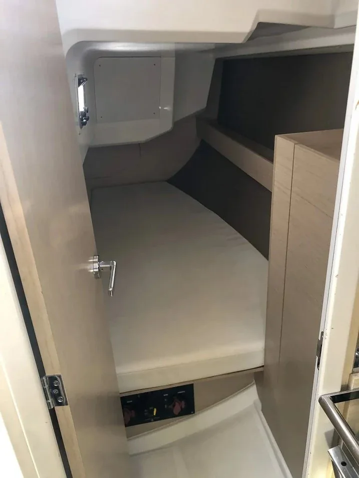 Yacht BENETEAU Oceanis 30.1 - Arya - Foto 1
