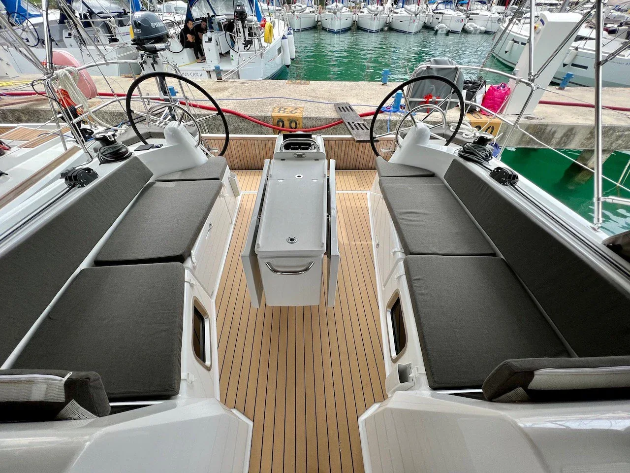 Yacht JEANNEAU Sun Odyssey 410 - Thalia - Foto 1