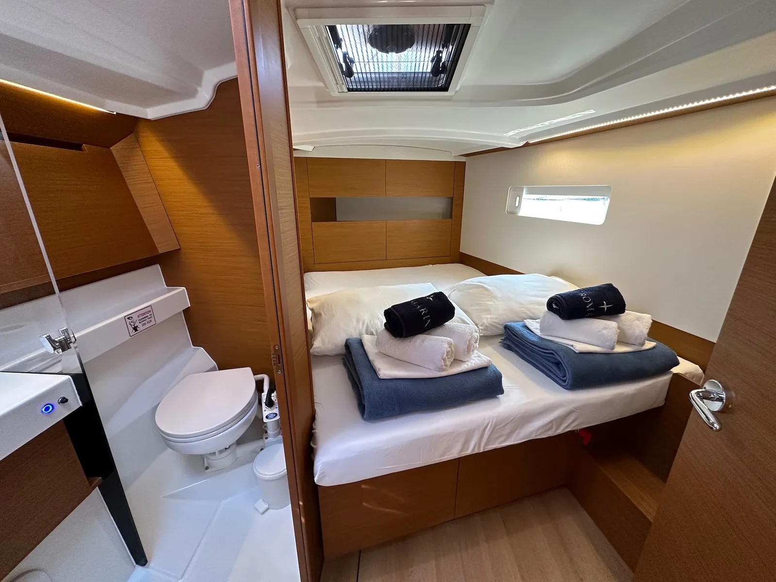 Yacht JEANNEAU Sun Odyssey 410 - Wind Kiss - Foto 3