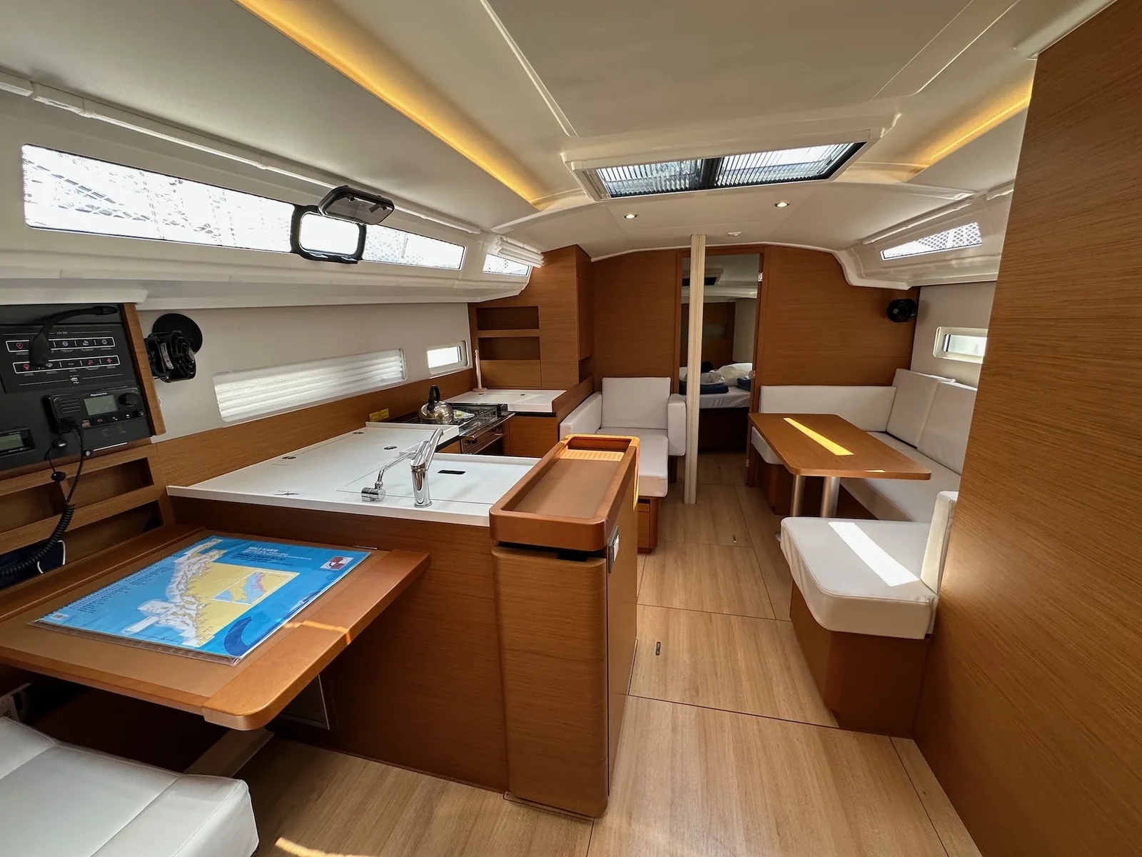 Yacht JEANNEAU Sun Odyssey 410 - Wind Kiss - Foto 13