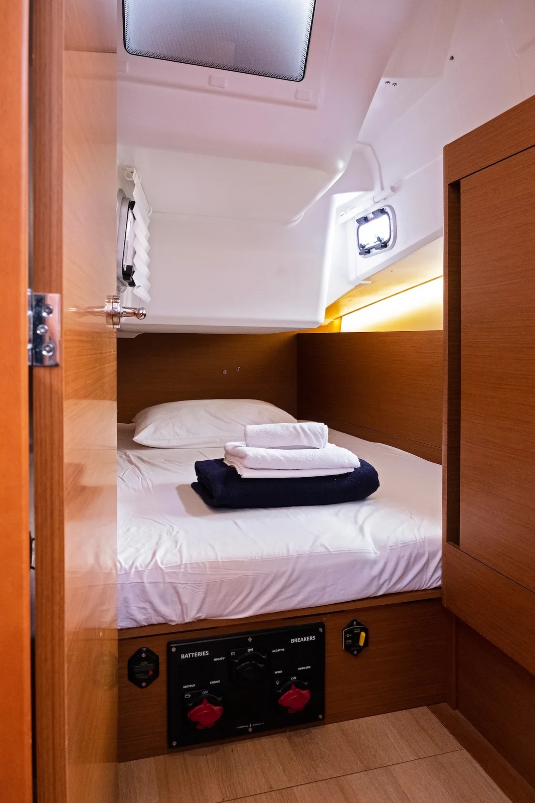 Yacht JEANNEAU Sun Odyssey 410 - Sky Kiss - Foto 1