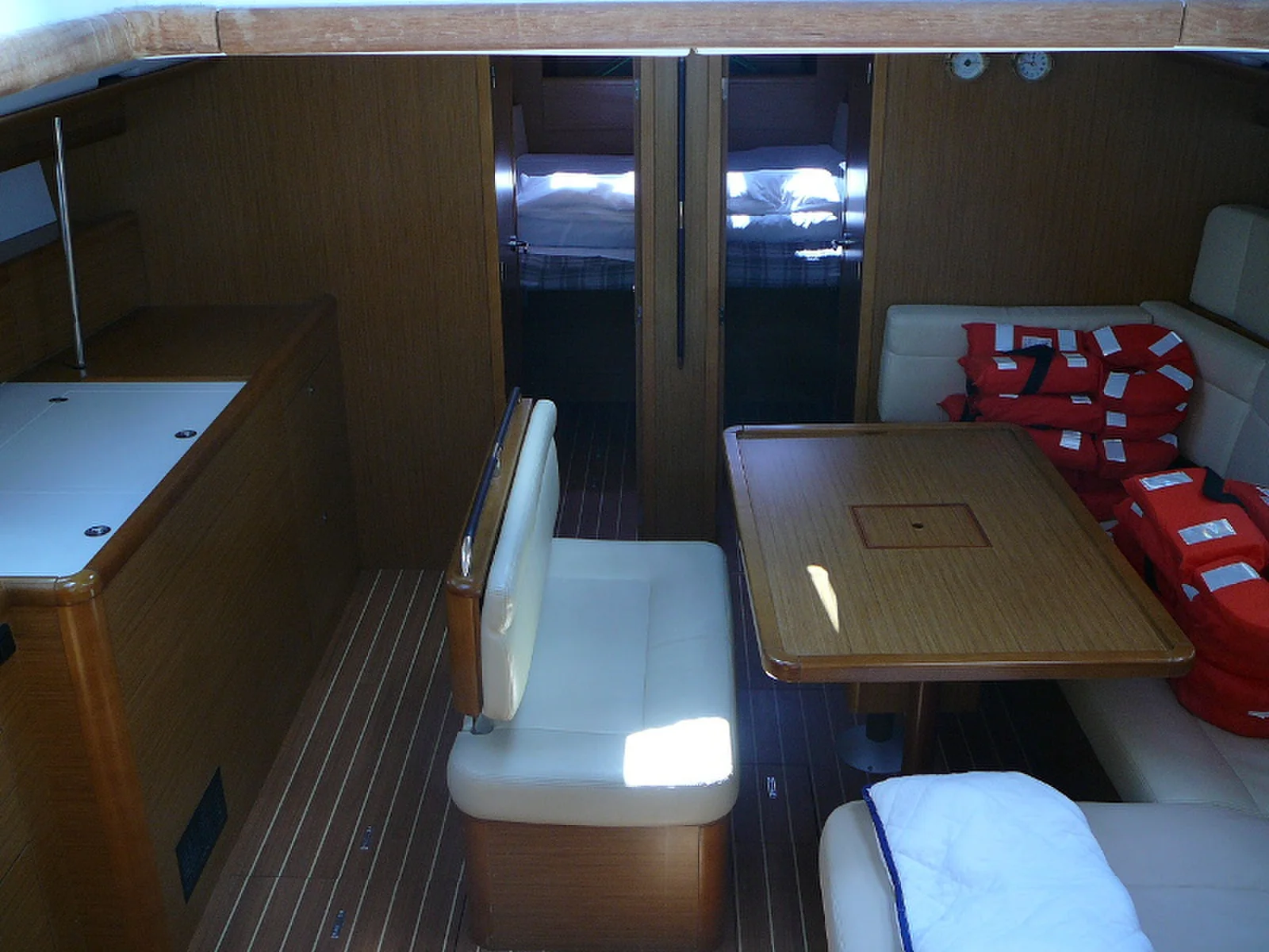 Yacht JEANNEAU Sun Odyssey 49i - Vila - Foto 1