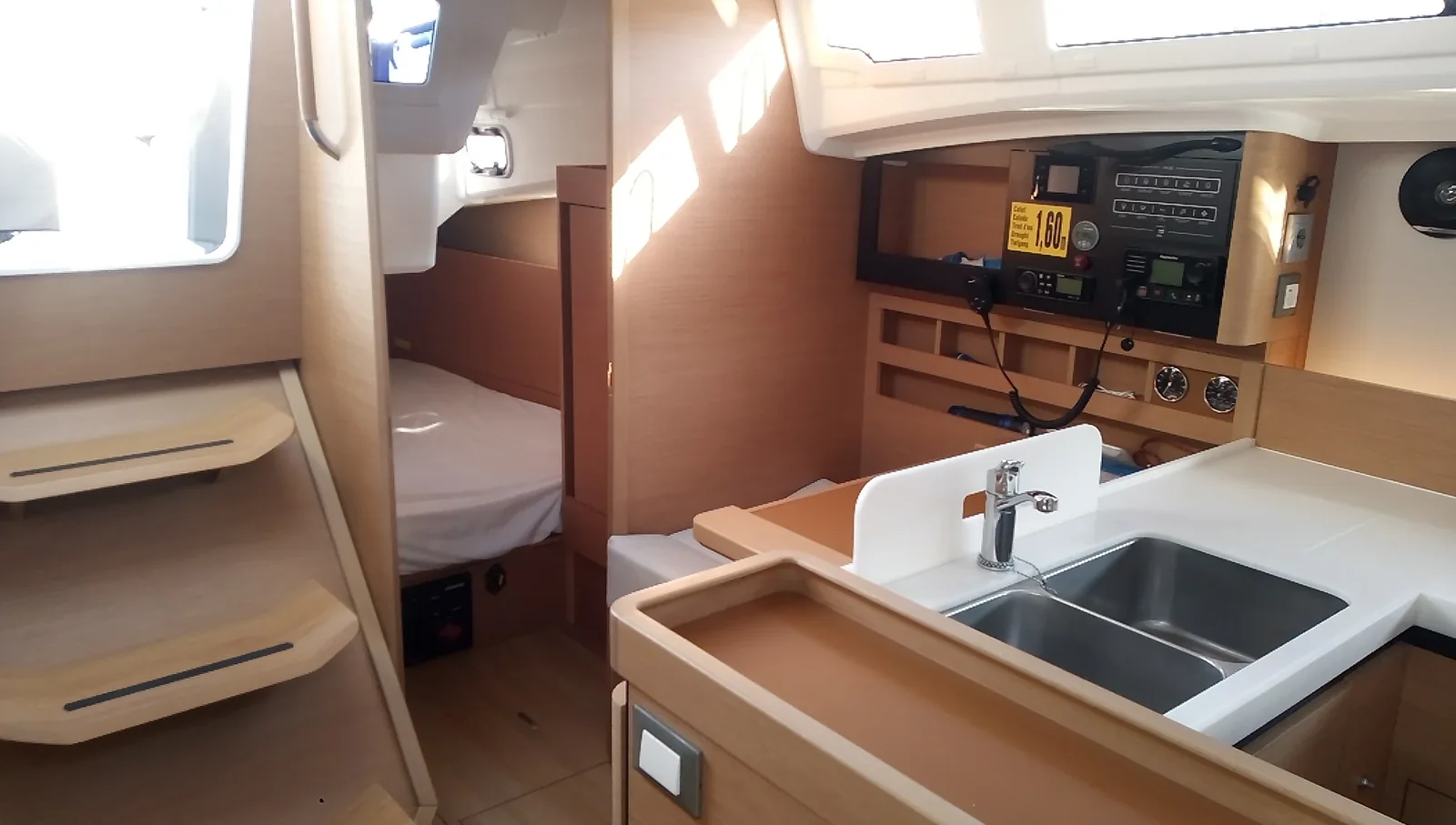 Yacht JEANNEAU Sun Odyssey 410 - Rocabruna - Foto 1