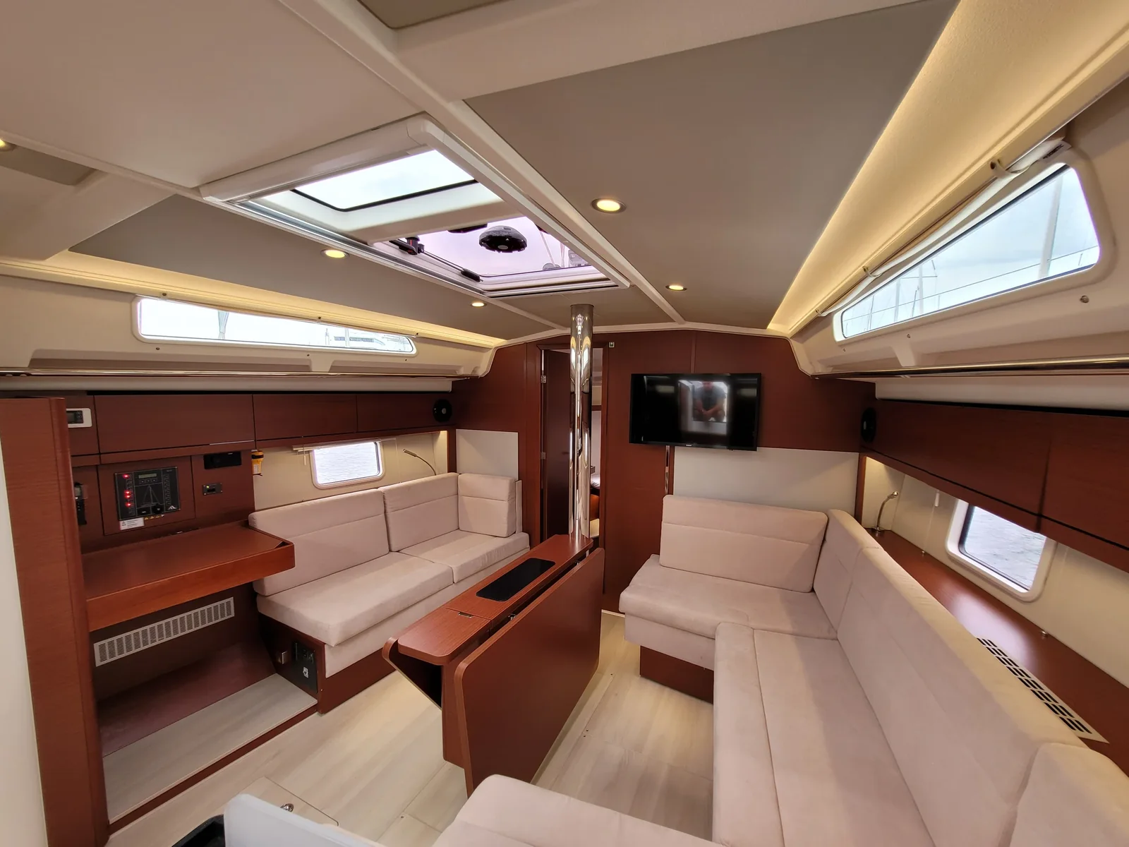 Yacht HANSE 418 - heNa