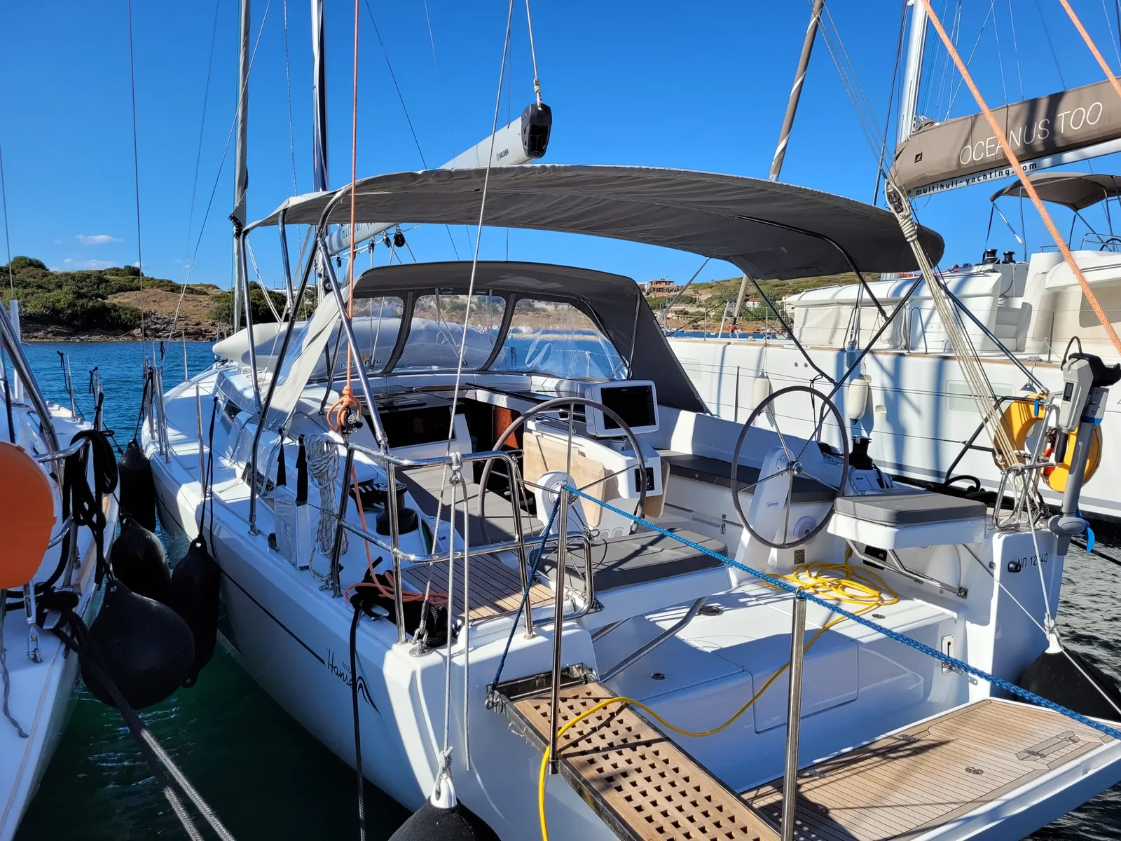 Yacht HANSE 418 - heNa - Foto 1