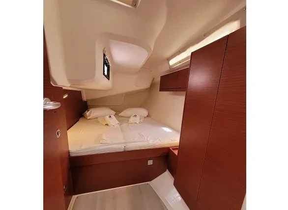 Yacht HANSE 418 - heNa - Foto 1