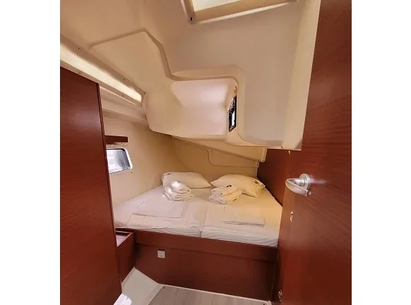 Yacht HANSE 418 - heNa - Foto 1